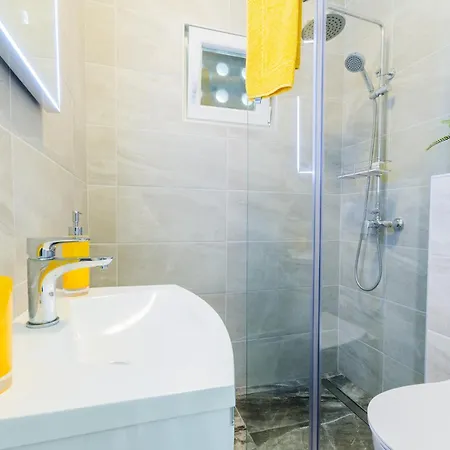 Guest house Draginja 3*